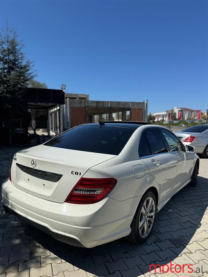 2012' Mercedes-Benz C 220 photo #4