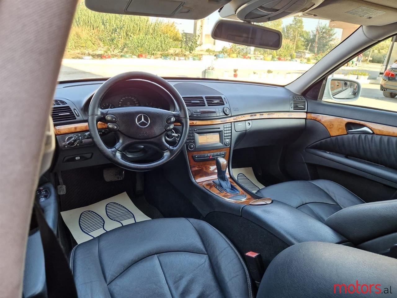 2008' Mercedes-Benz E 220 photo #6