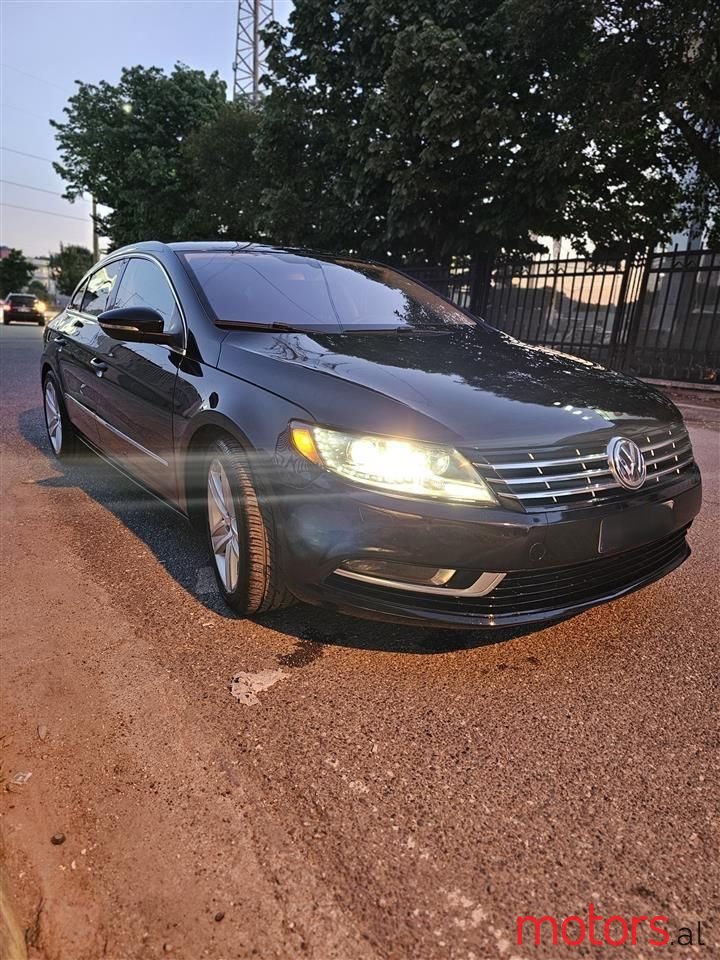 2013' Volkswagen photo #3