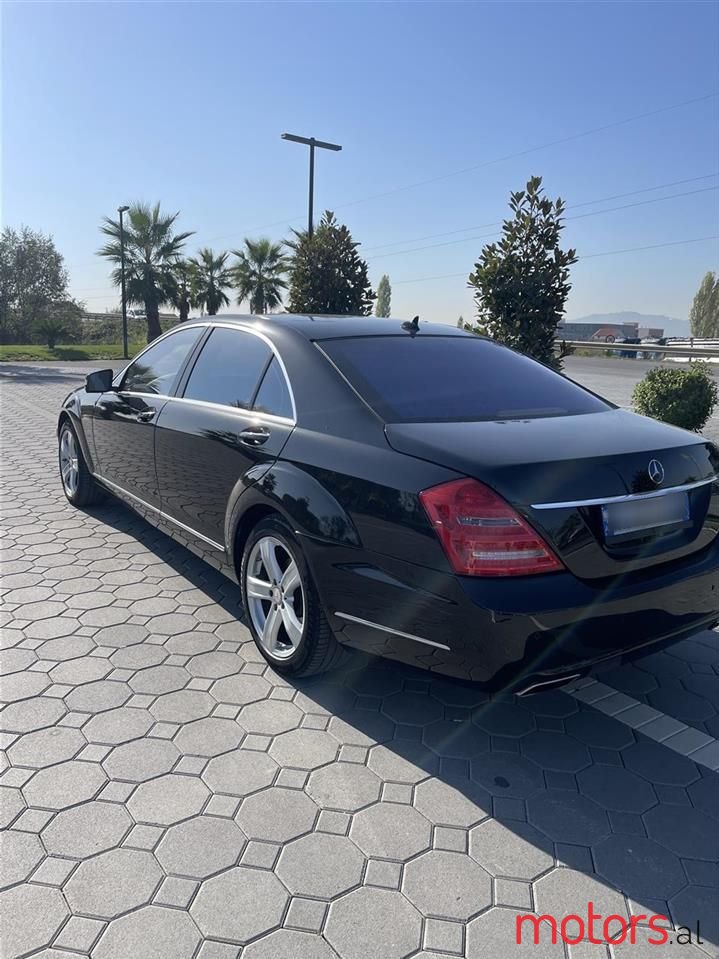 2012' Mercedes-Benz 350 photo #4