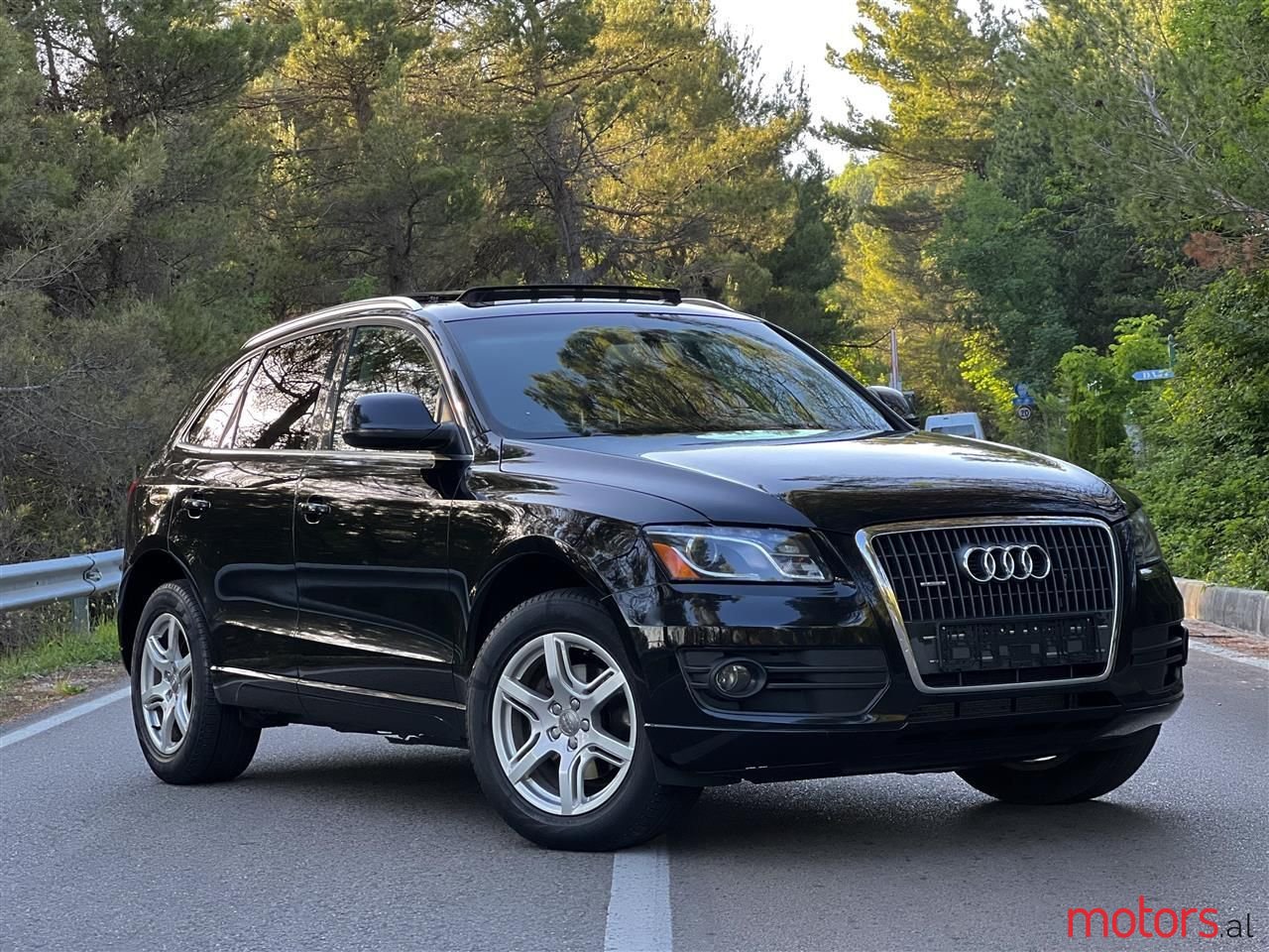 2012' Audi Q5 photo #2