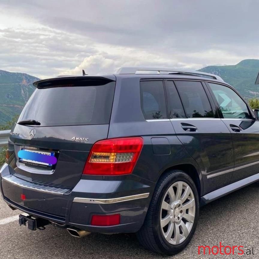 2011' Mercedes-Benz GLK 220 photo #2