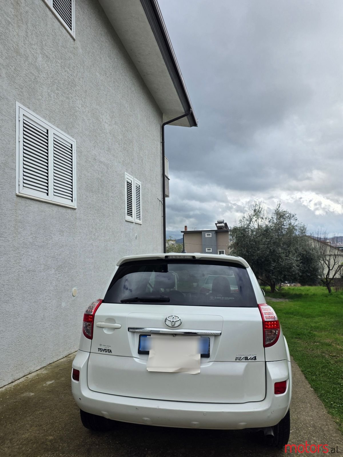 2011' Toyota RAV4 photo #1