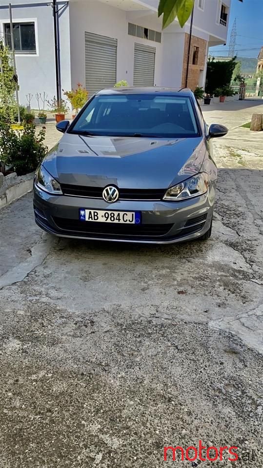 2015' Volkswagen Golf photo #3