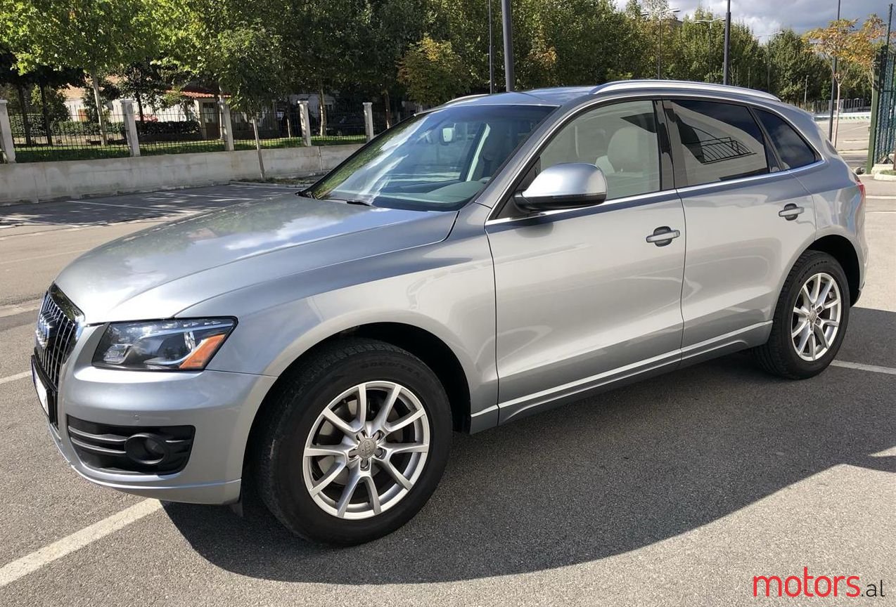 2011' Audi Q5 photo #1