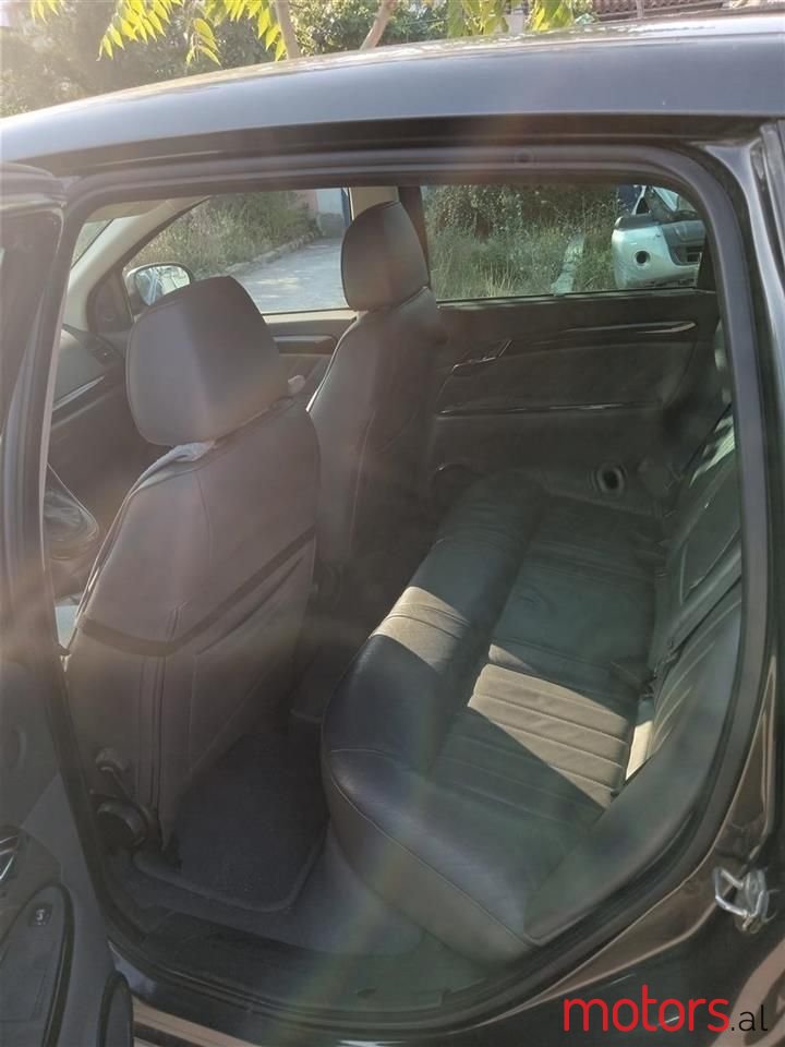 2006' Fiat Croma photo #4