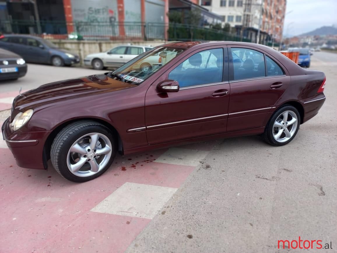 2006' Mercedes-Benz C 220 photo #4