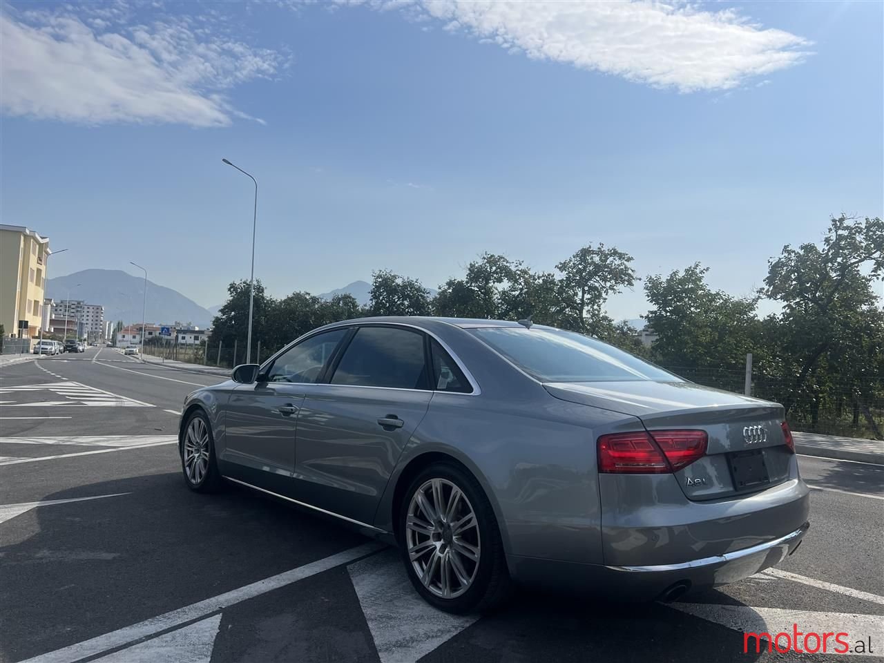 2014' Audi A8 photo #1