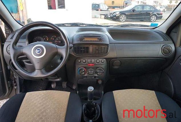 2006' Fiat Punto photo #1