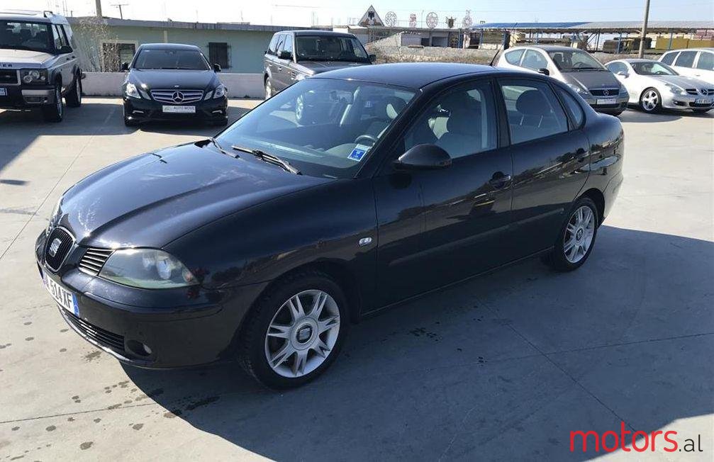 2003' SEAT Cordoba photo #2