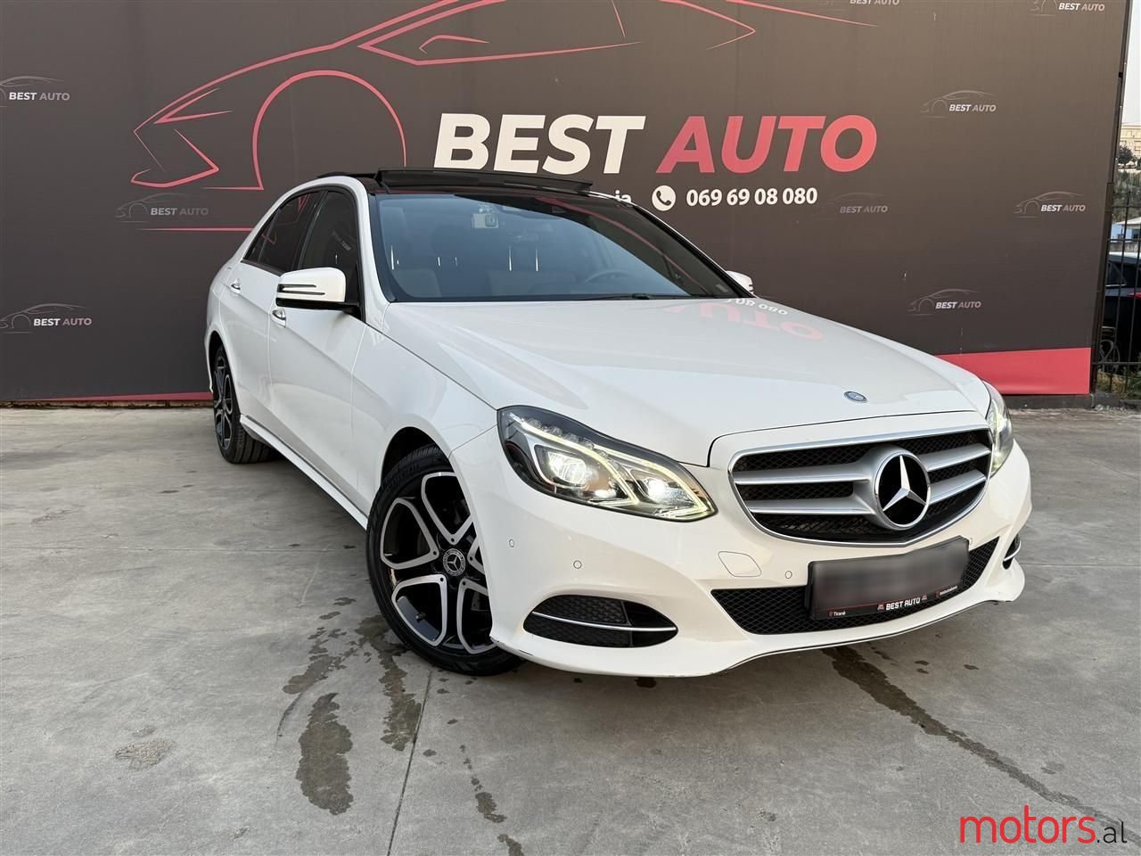 2015' Mercedes-Benz E 250 photo #1