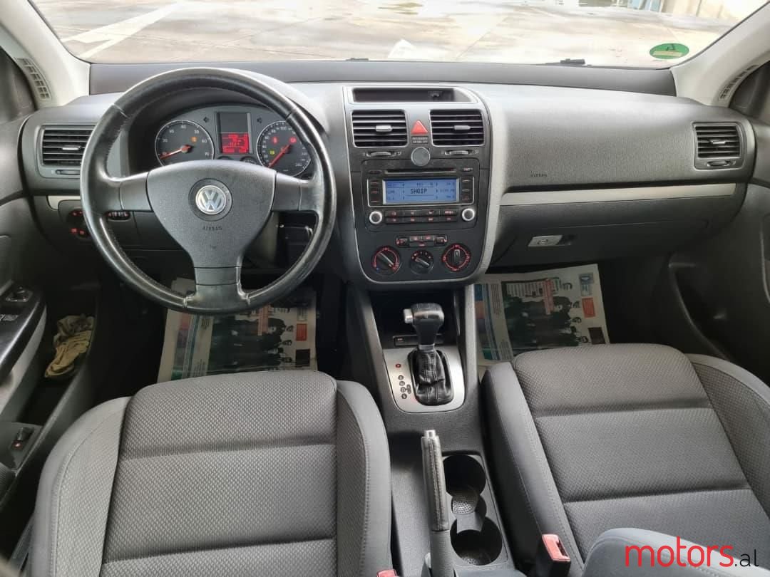 2006' Volkswagen Golf photo #6