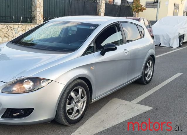 2006' SEAT Leon photo #1