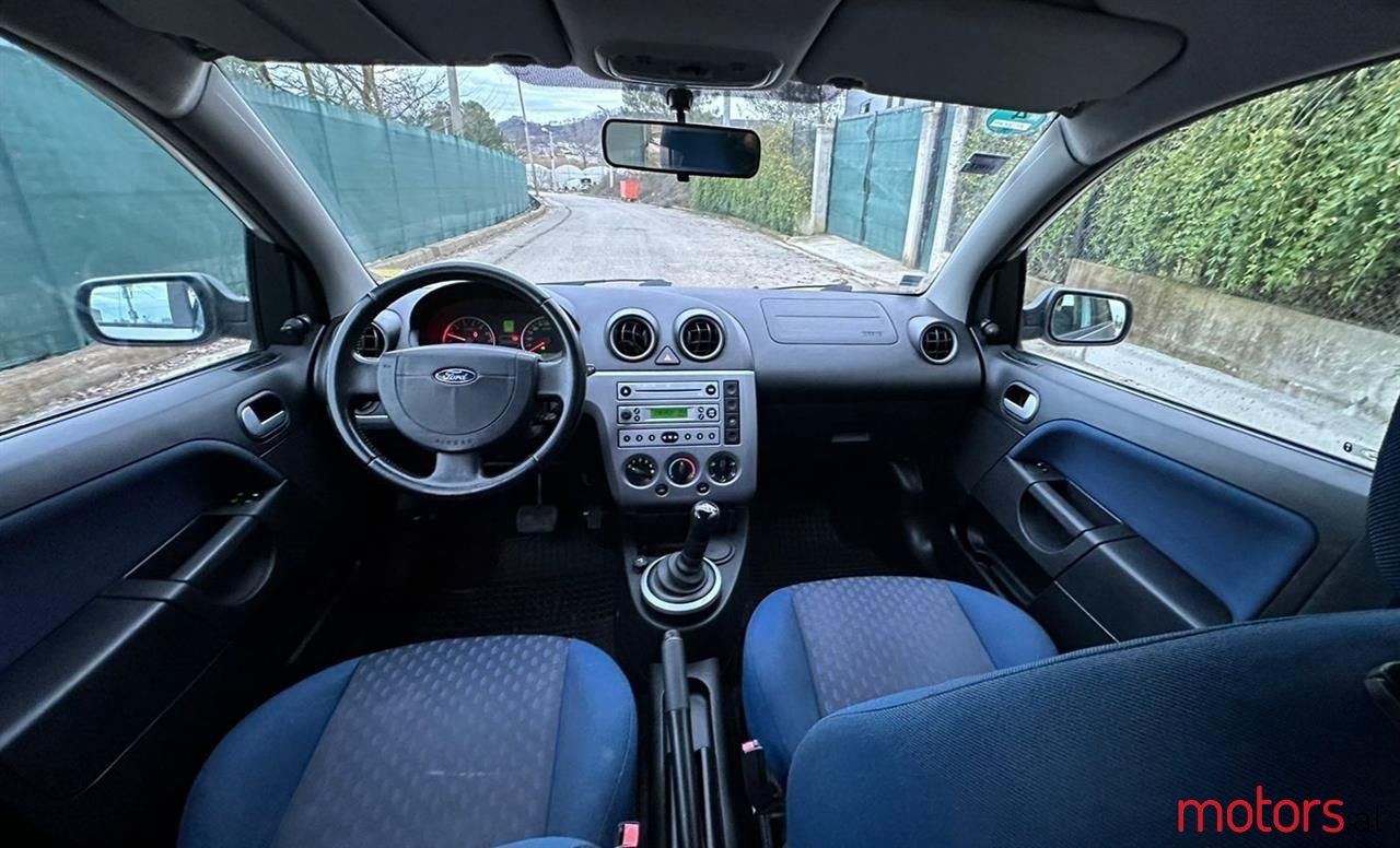 2005' Ford Fiesta photo #4