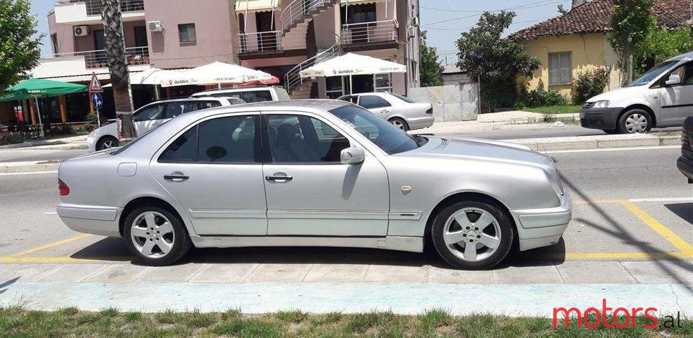 1997' Mercedes-Benz E 280 photo #1