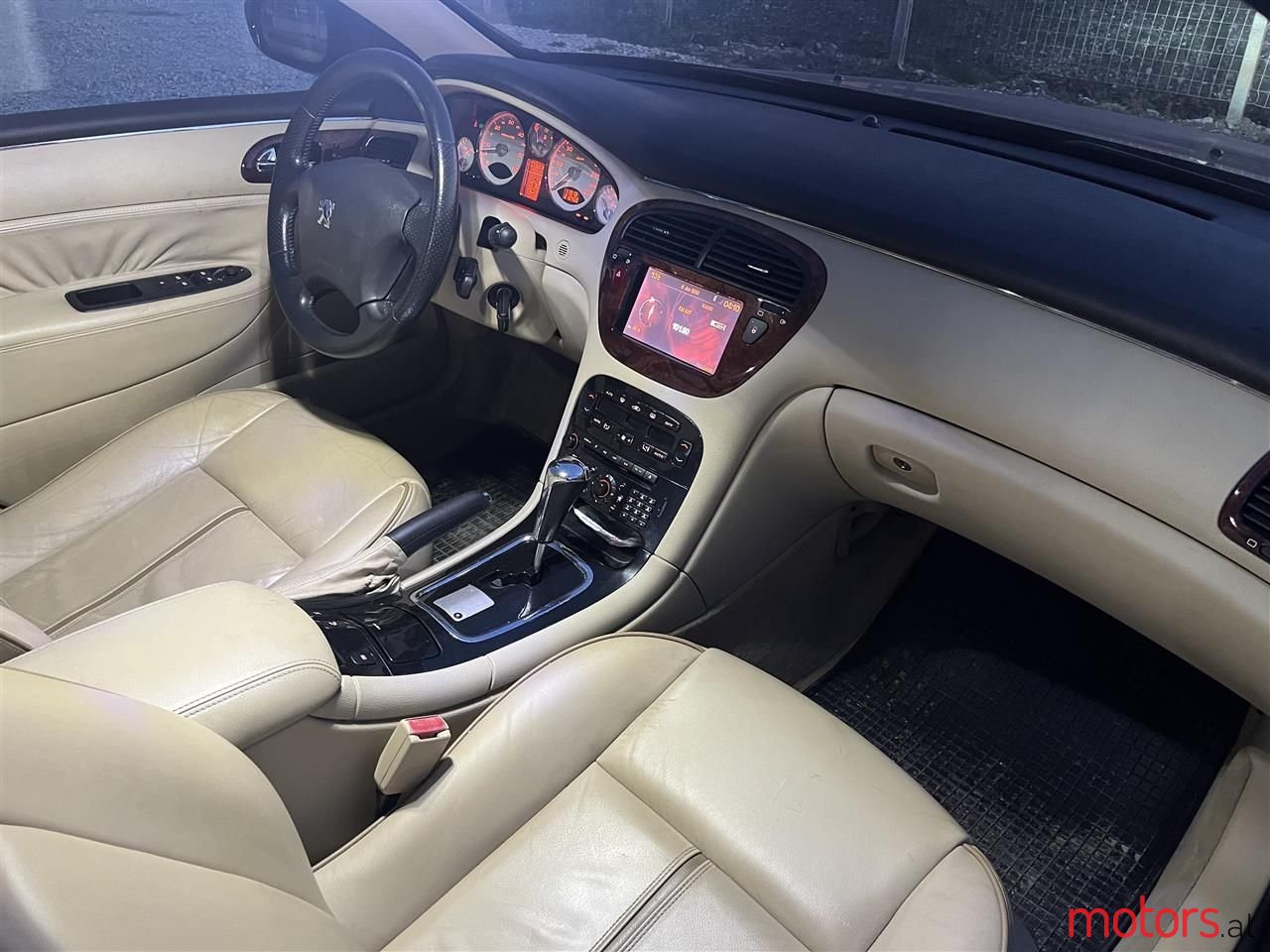 2009' Peugeot 607 photo #5