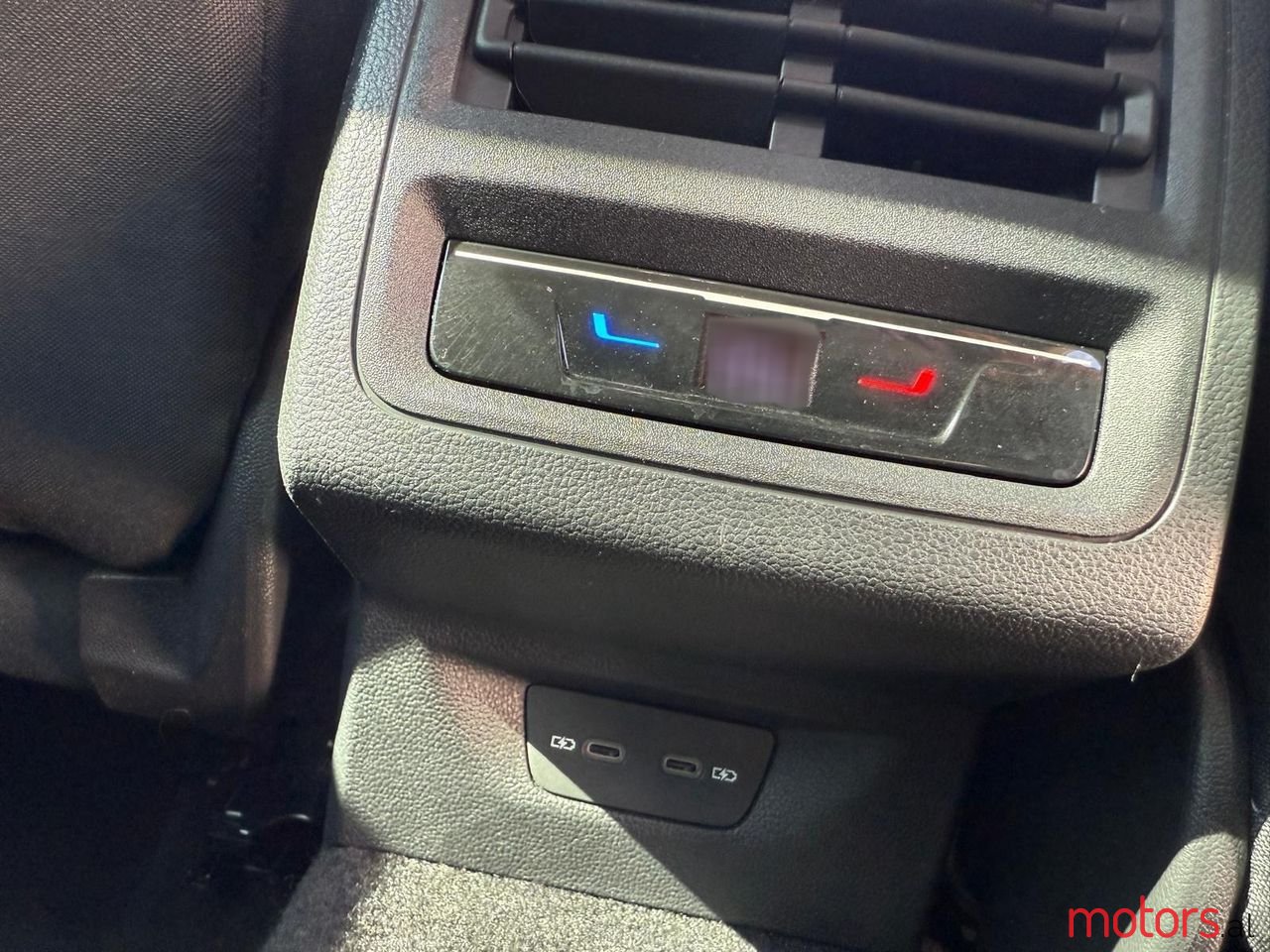 2024' Volkswagen Golf photo #6