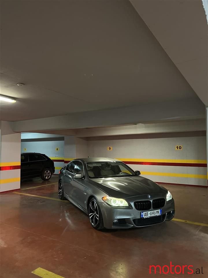 2010' BMW 530 photo #5