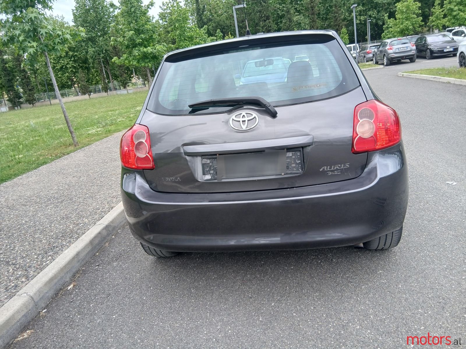 2008' Toyota Auris photo #3