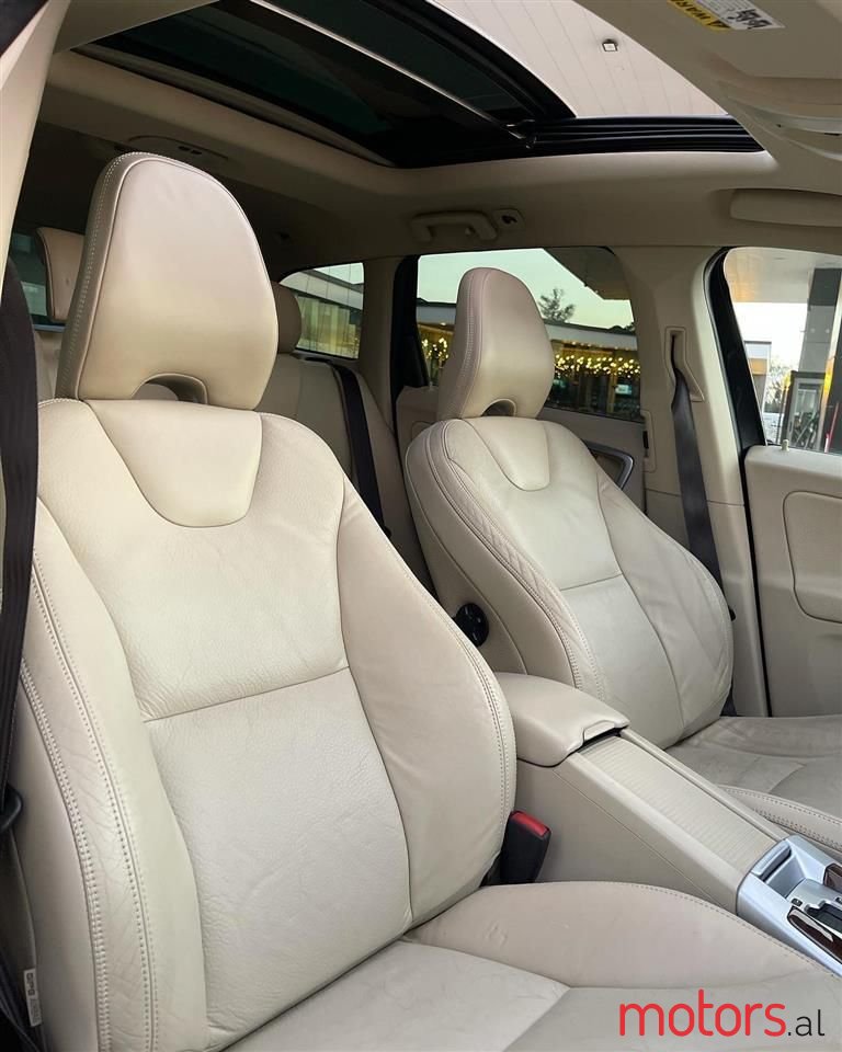 2010' Volvo Xc 60 photo #4