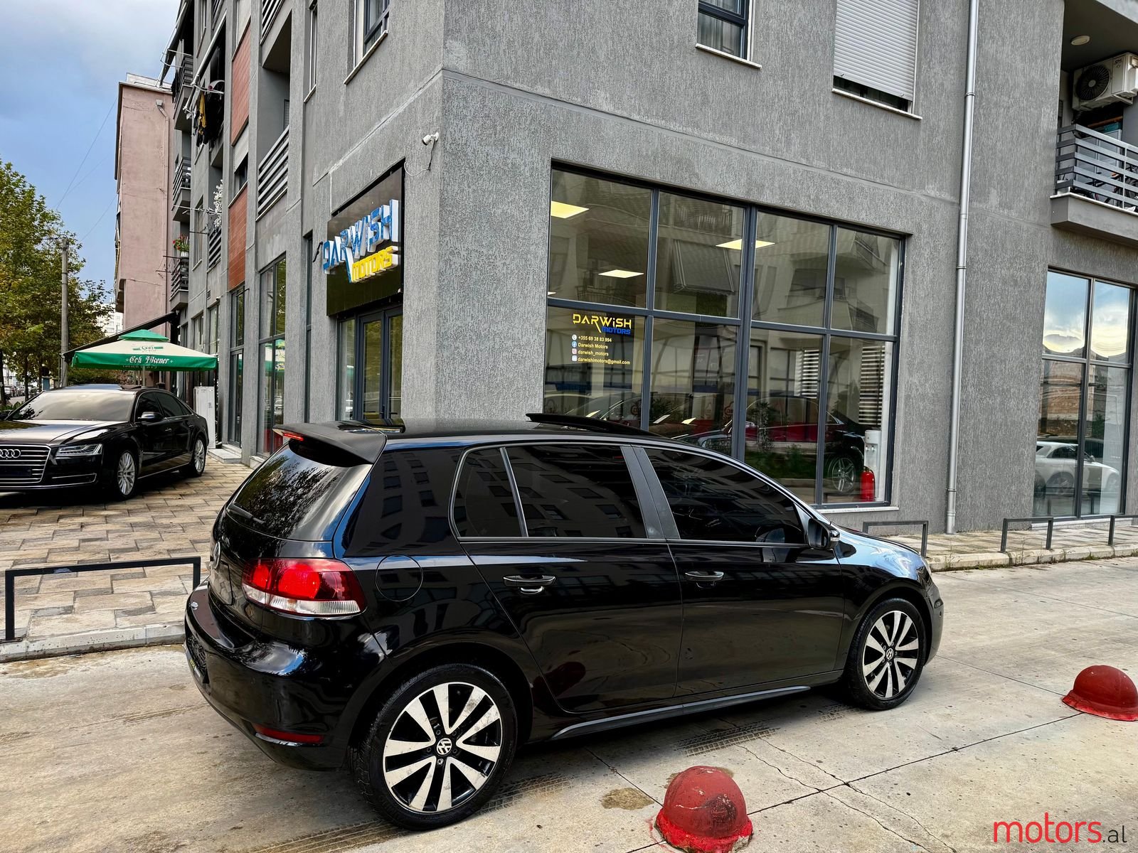 2010' Volkswagen Golf photo #6