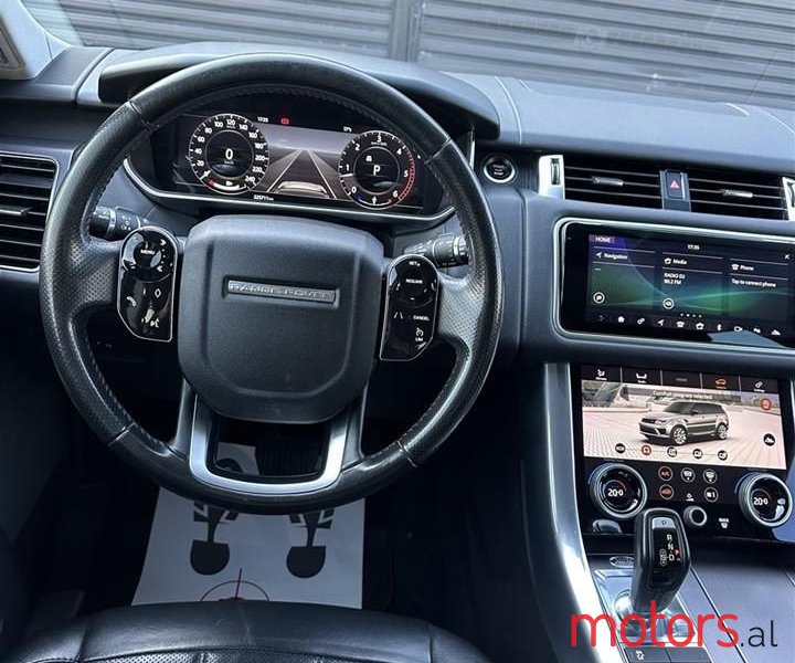2018' Land Rover Range Rover Sport photo #2