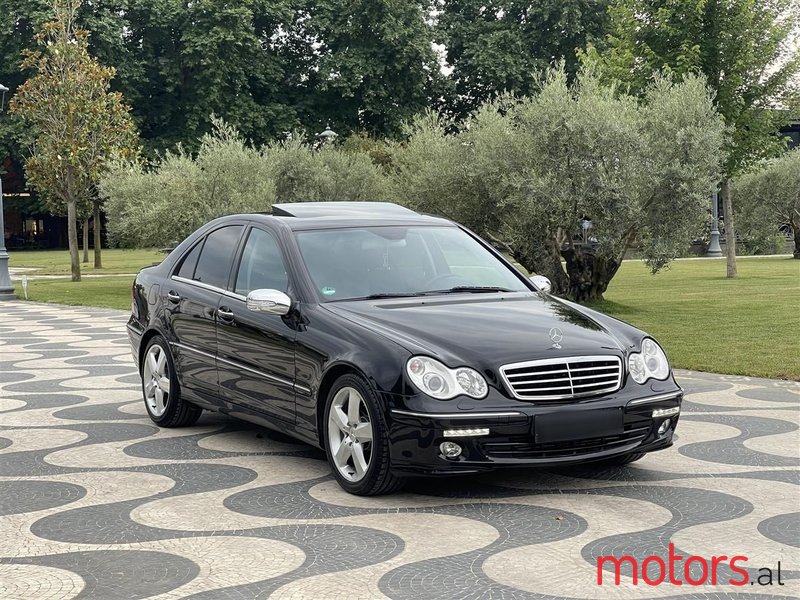 2005' Mercedes-Benz C 220 photo #2