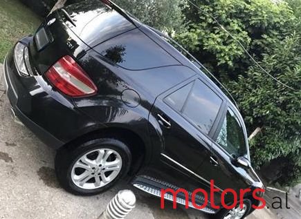 2005' Mercedes-Benz ML 320 photo #6