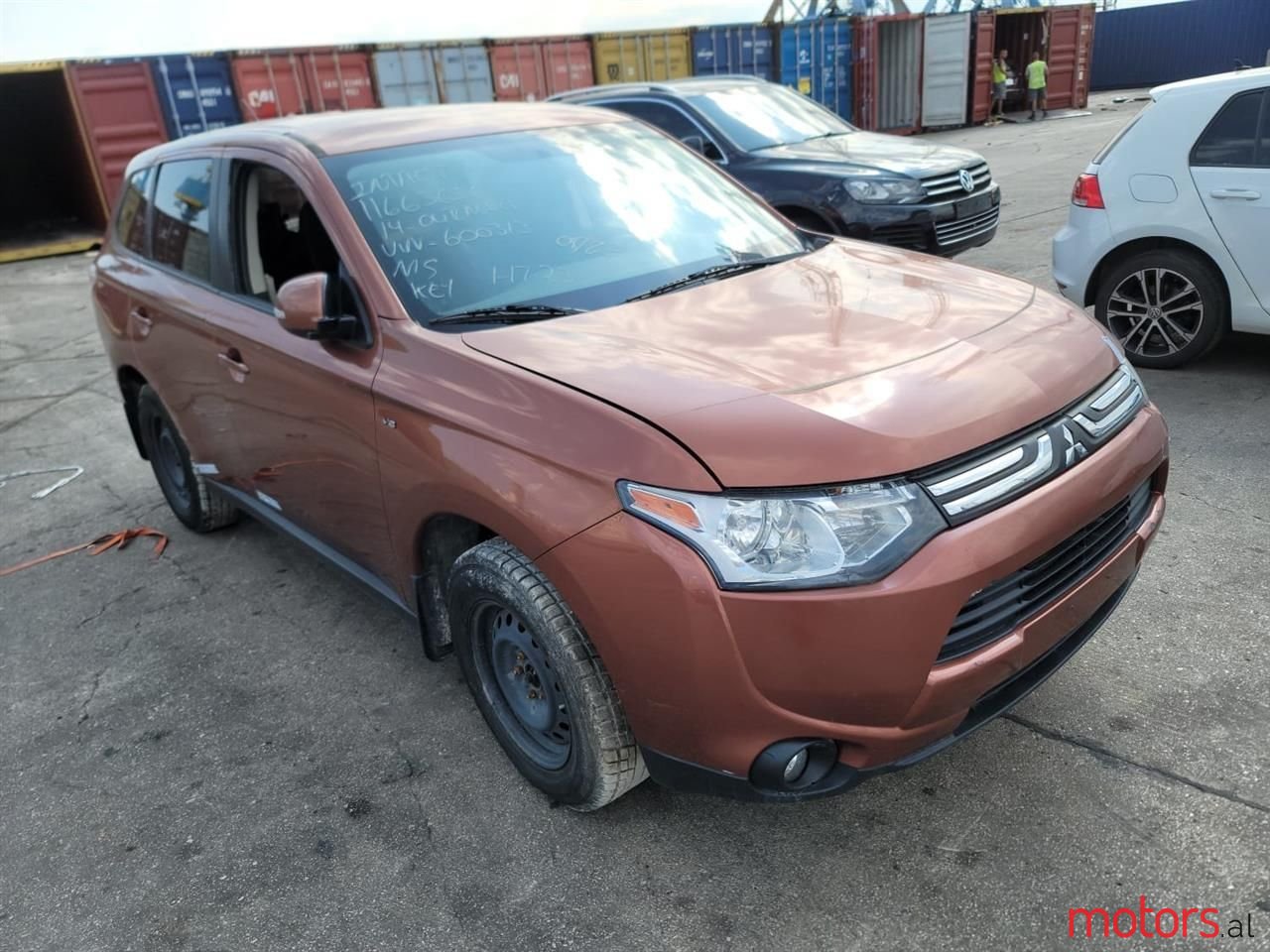 2014' Mitsubishi Outlander photo #1