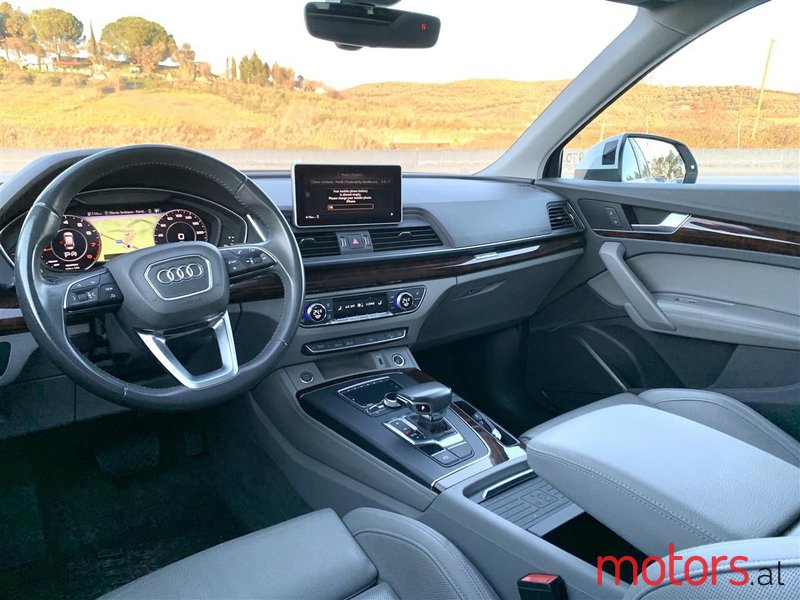 2020' Audi Q5 photo #2