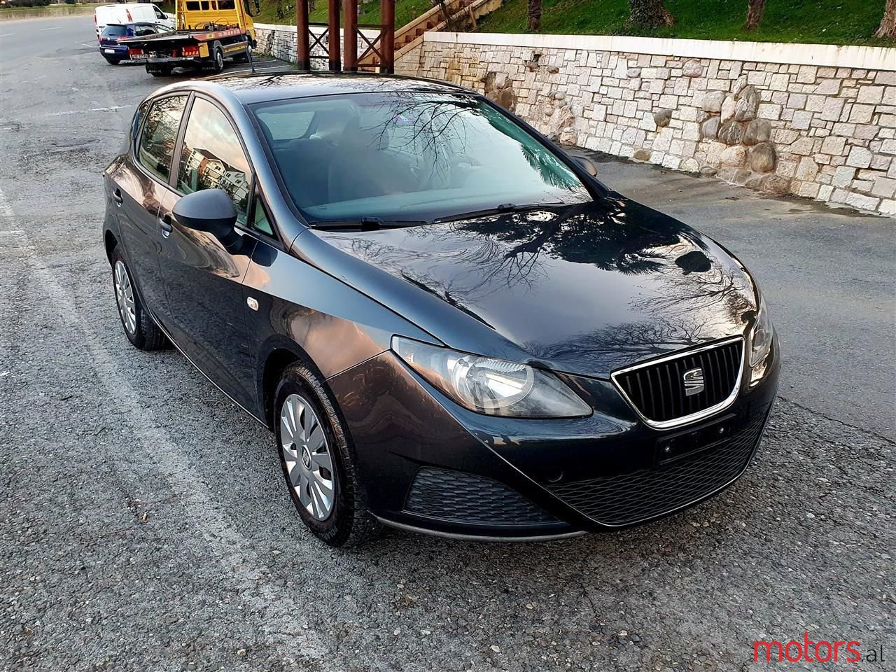 2013' SEAT Ibiza photo #1