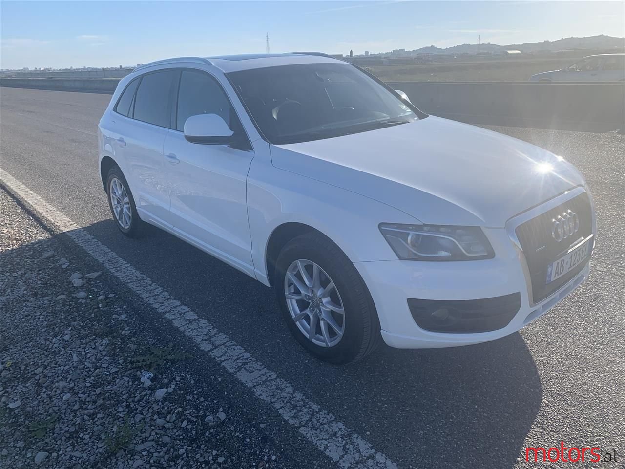 2012' Audi Q5 photo #5