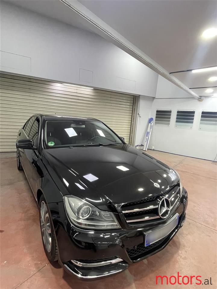 2012' Mercedes-Benz C 220 photo #4