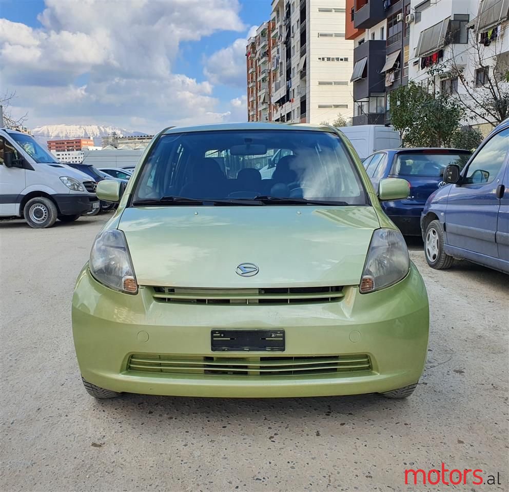2005' Daihatsu Sirion photo #5