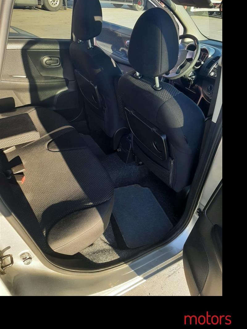 2008' Nissan Note photo #4