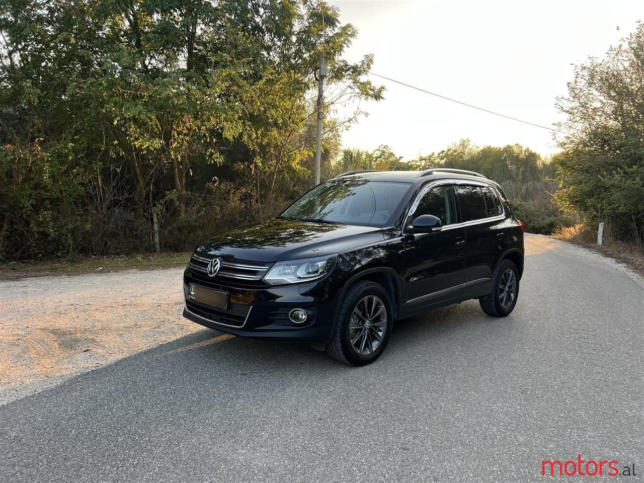 2014' Volkswagen Tiguan photo #3