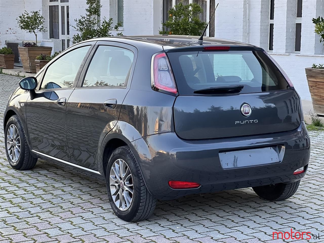 2012' Fiat Grande Punto photo #6