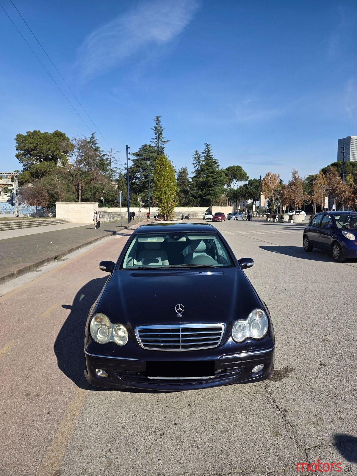 2005' Mercedes-Benz C 220 photo #2