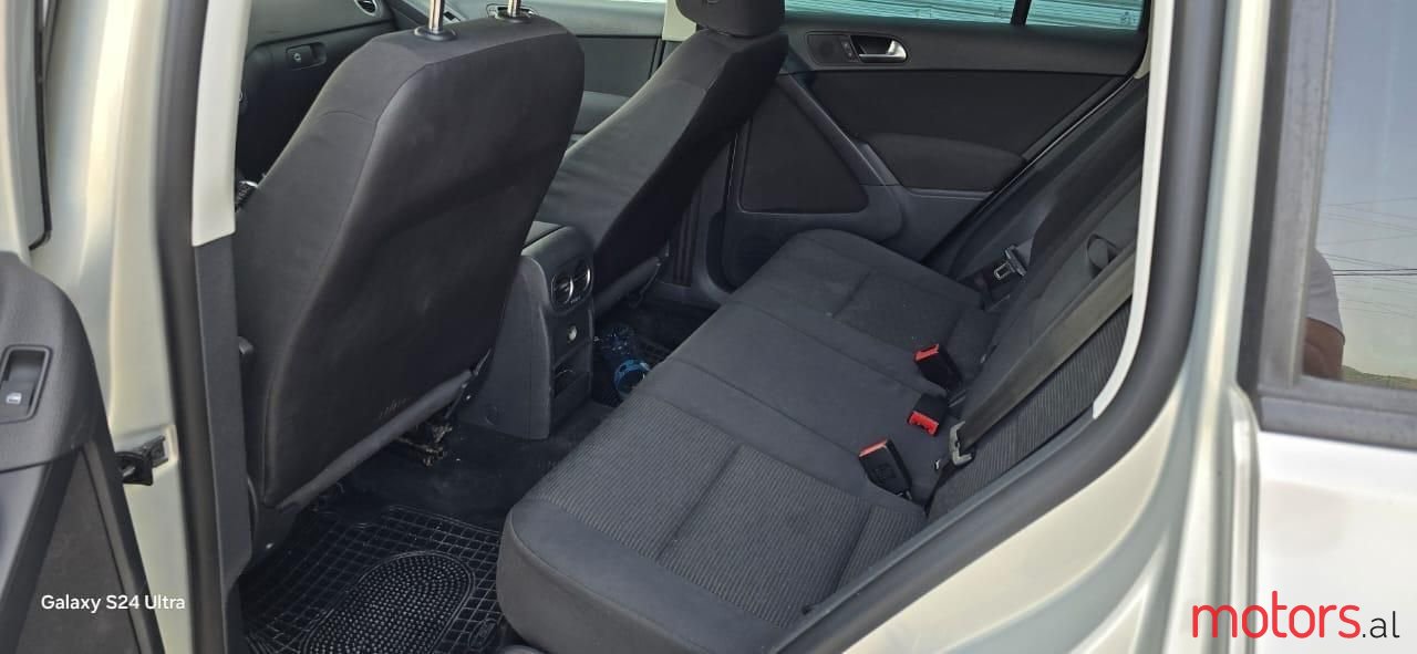 2013' Volkswagen Tiguan photo #4