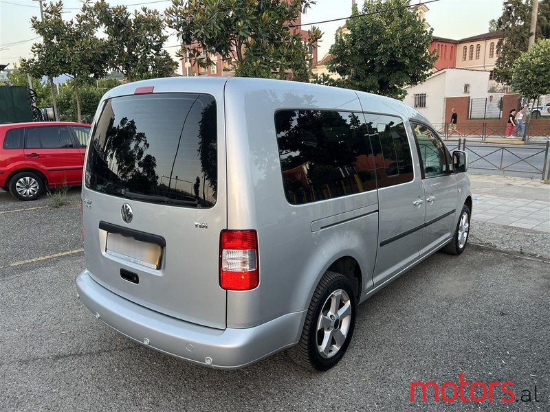 2009' Volkswagen Caddy photo #2