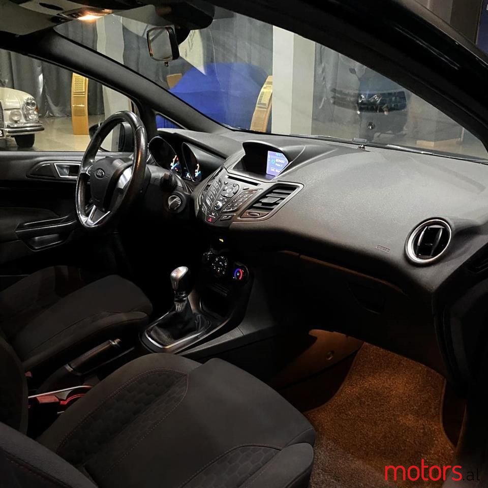 2017' Ford Fiesta photo #5