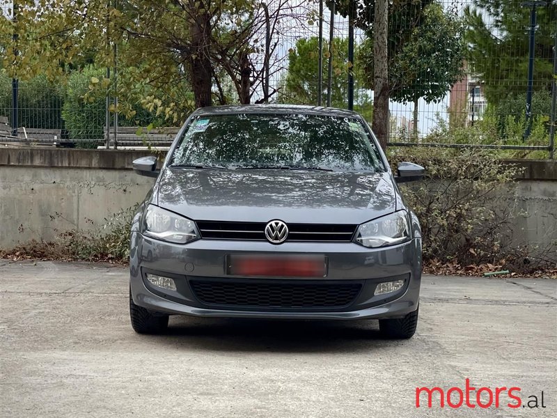 2013' Volkswagen Polo photo #3