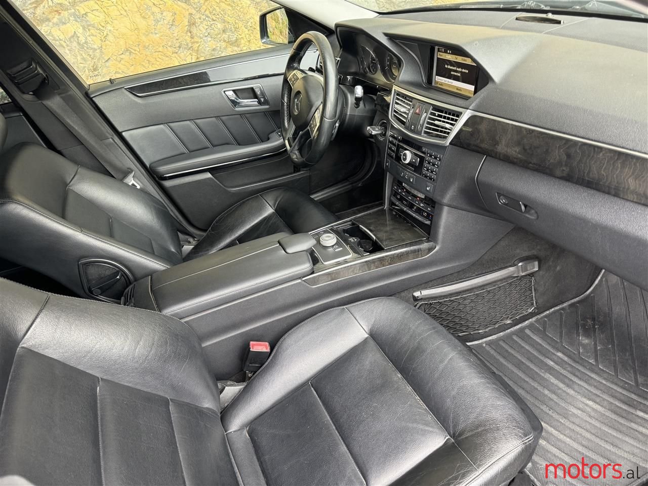 2010' Mercedes-Benz E 350 photo #2