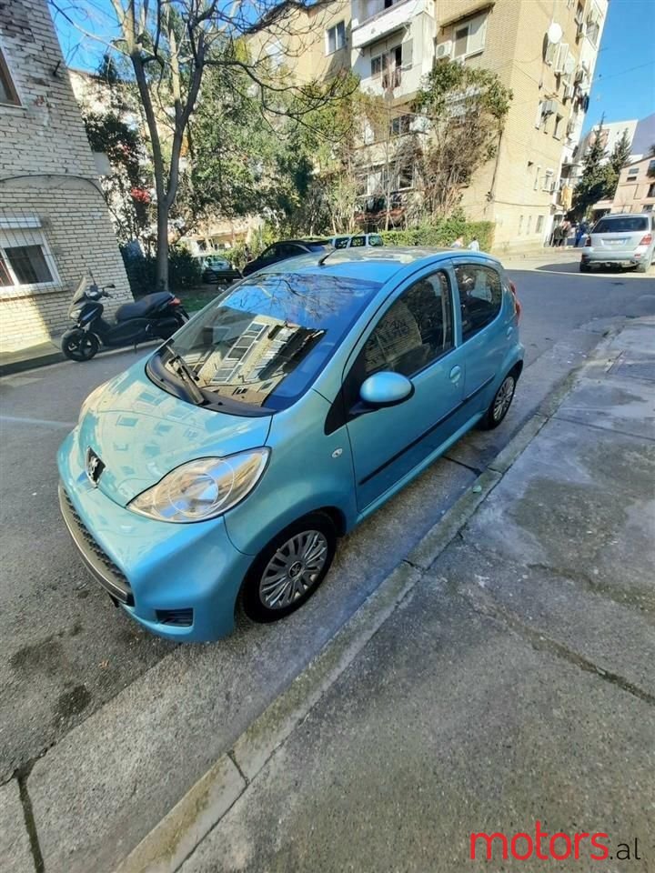 2011' Peugeot 107 photo #5