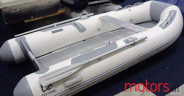 2010' Zodiac photo #3