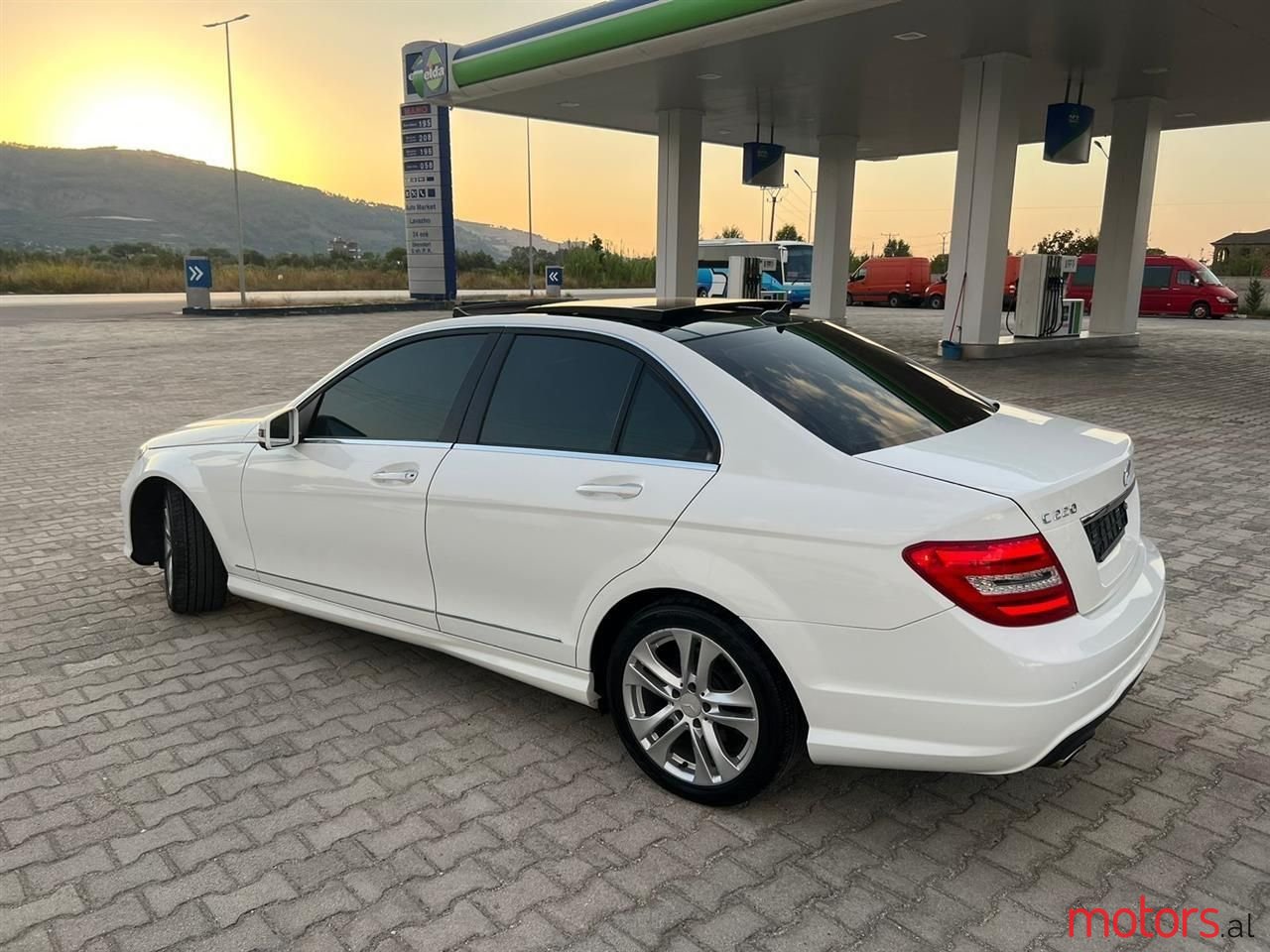 2013' Mercedes-Benz C 220 photo #4