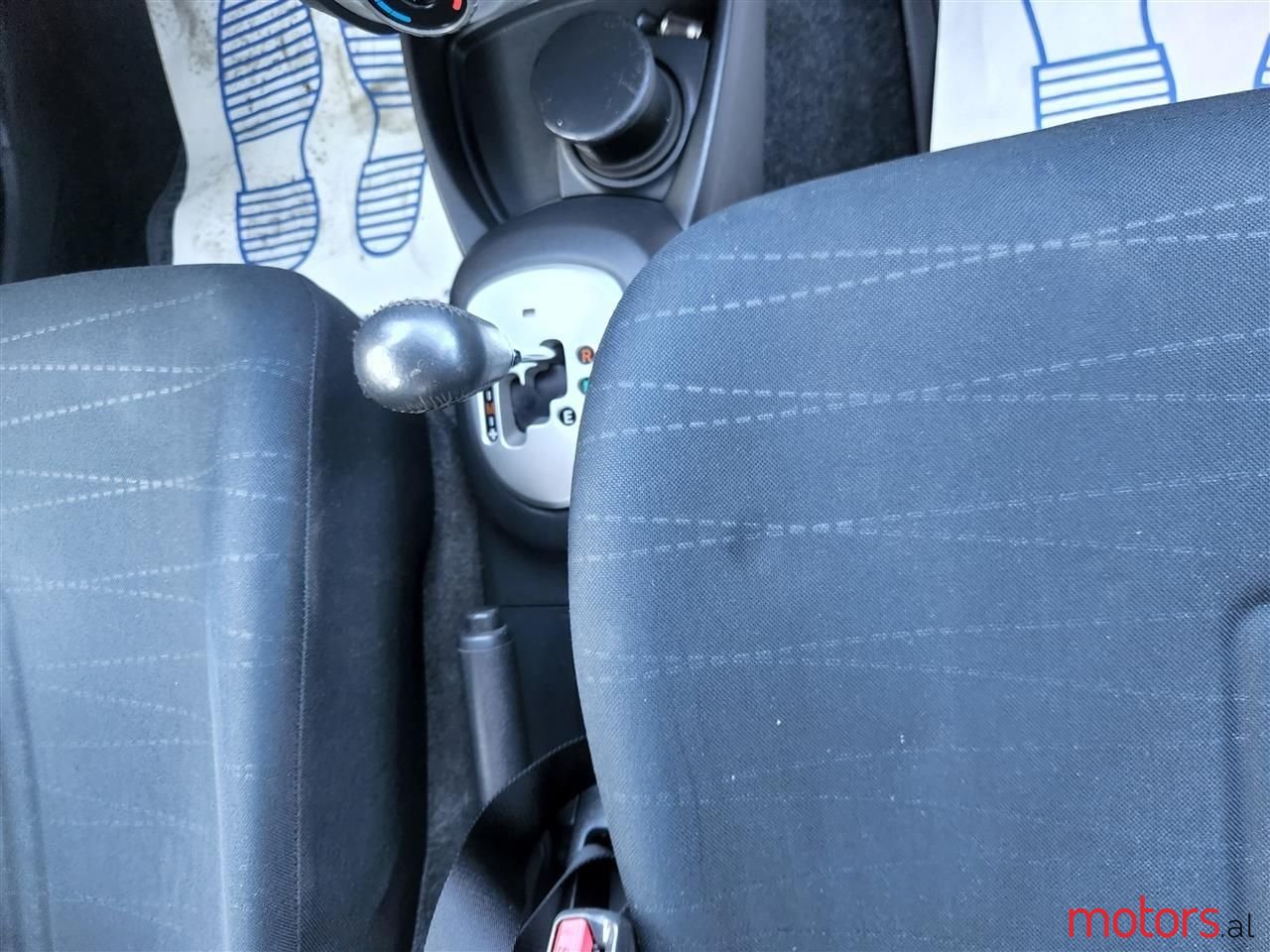 2007' Toyota Yaris photo #2