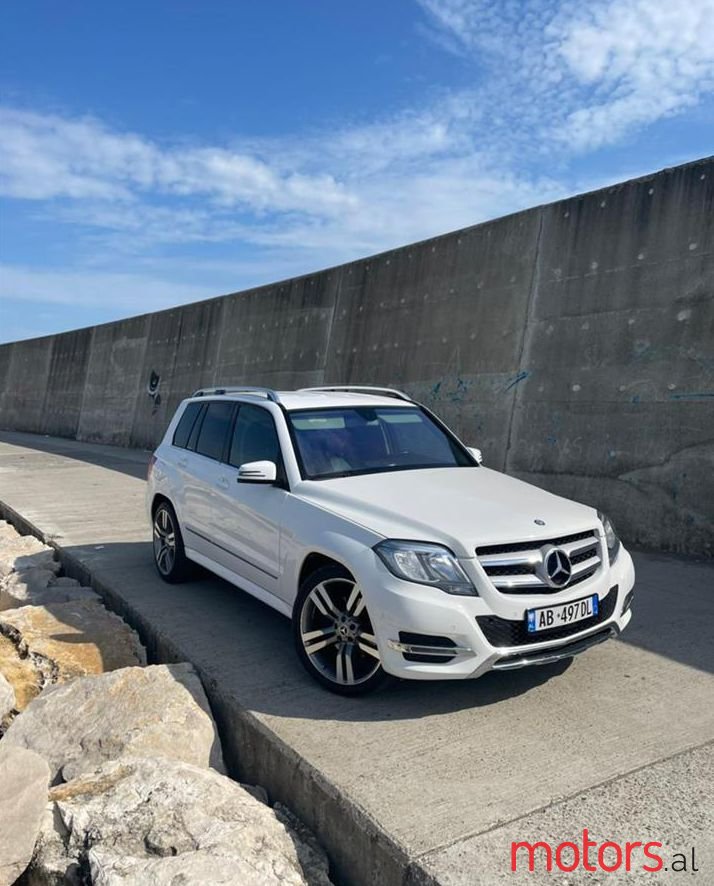2014' Mercedes-Benz GLK 220 photo #1
