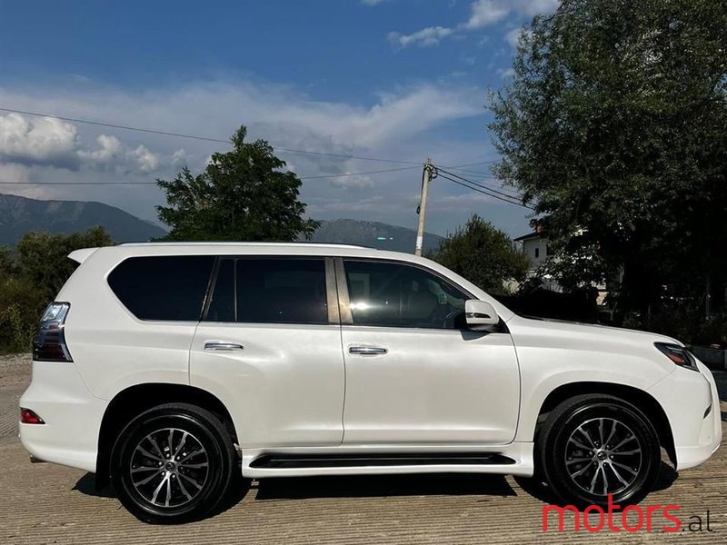 2011' Lexus GX 470 photo #5