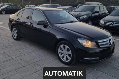 2012' Mercedes-Benz C 220